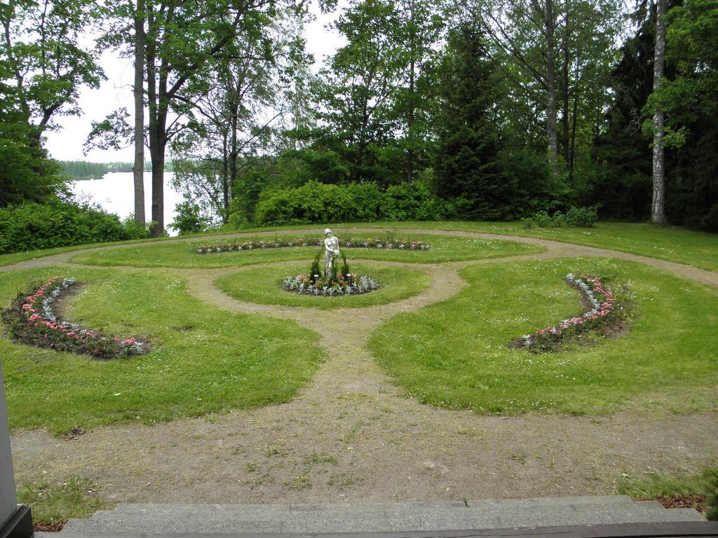 Neitsytniemen Kartano Bed & Breakfast Imatra Dış mekan fotoğraf